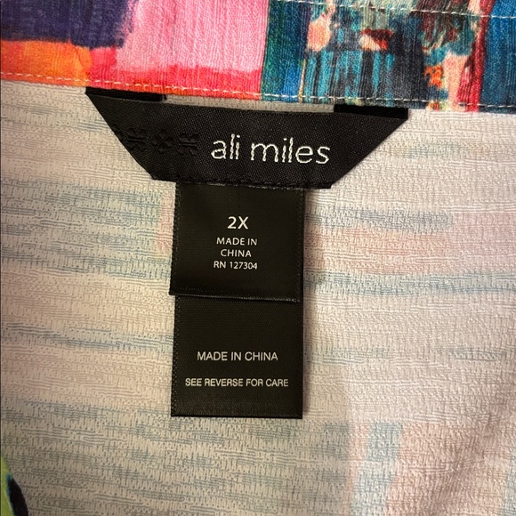 Ali Miles Multicolor Abstract Jacket - Picture 3 of 8